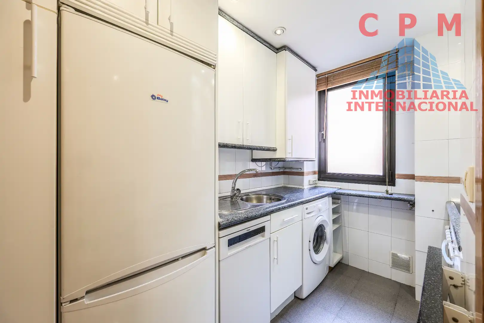 Cocina de Ático de alquiler en Madrid con Aire acondicionado, Calefacción y Parquet