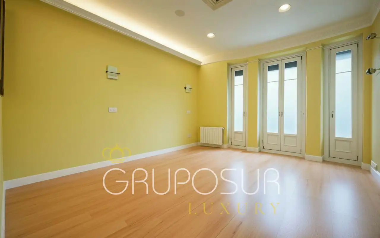 Piso con terraza en venta en Calle Miguel Íscar 8, imagen 12