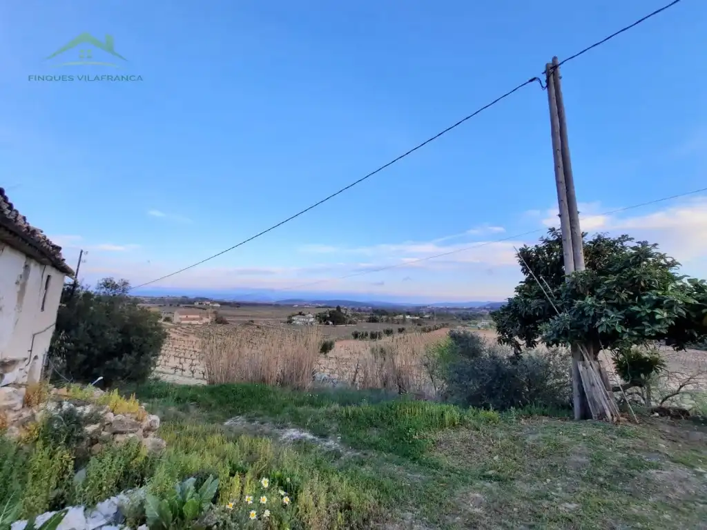 Wohnbaugrundstück zum Verkauf in Torrelles de Foix, imagen 3