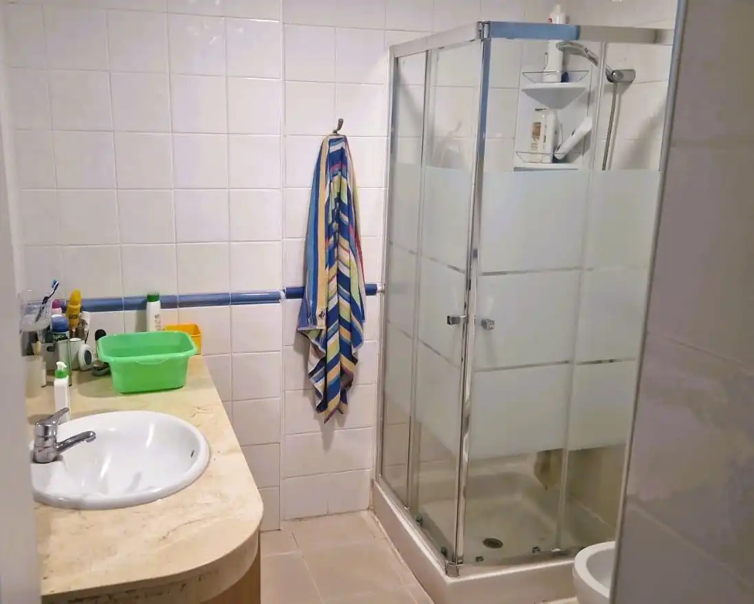 Baño de Apartamento en venta en Arona con Calefacción, Terraza y Amueblado