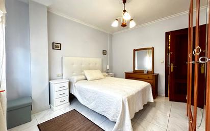 Bedroom of Flat for sale in Boiro