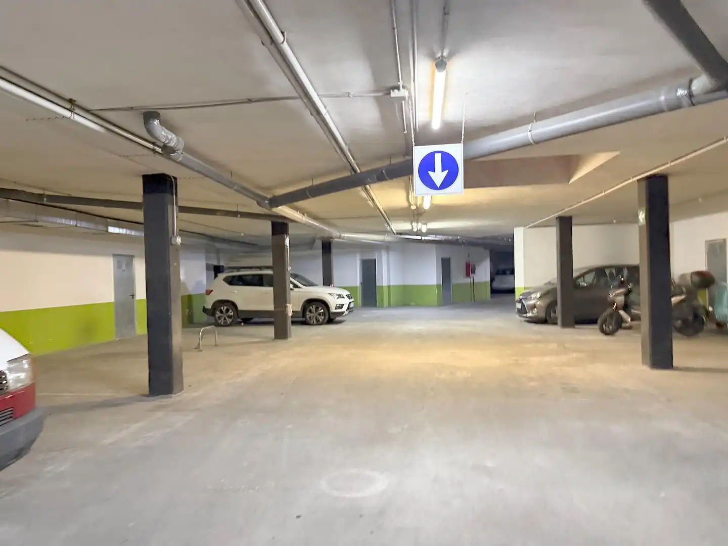 Parkplatz von Garage zum Verkauf in Zaragoza