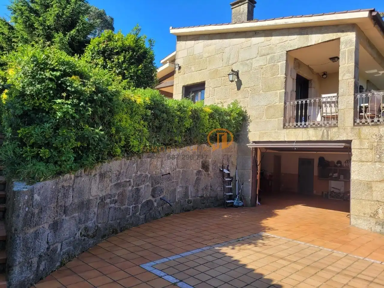 Exterior view of Houses for sale in O Grove    with Heating, Private garden and Parquet flooring
