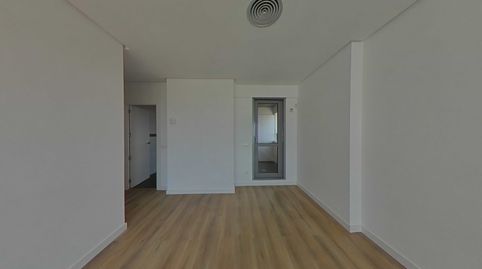 Foto 2 de Piso en venta en C/ Dulce Chacón , Virgen del Cortijo - Manoteras, Madrid Capital