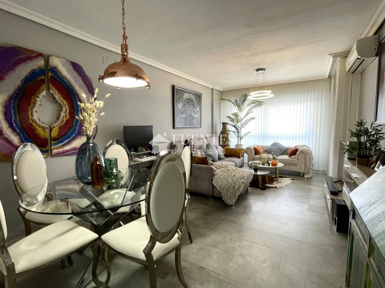 Wohnzimmer von Wohnung zum Verkauf in Alicante / Alacant mit Klimaanlage, Terrasse und Abstellraum