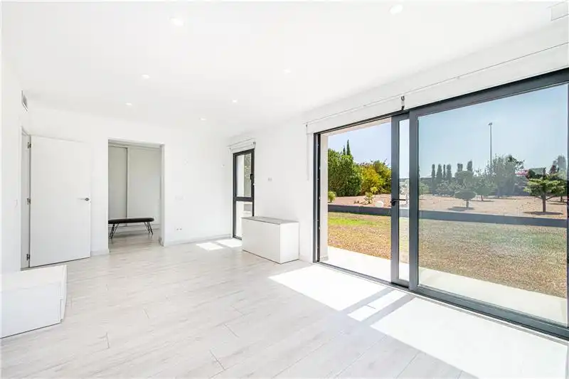 Sala d'estar de Casa o xalet en venda en Marratxí amb Aire condicionat, Jardí privat i Parquet