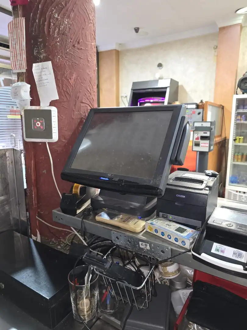 Business premises for transfer in Carrer Badalona 31, imagen 19
