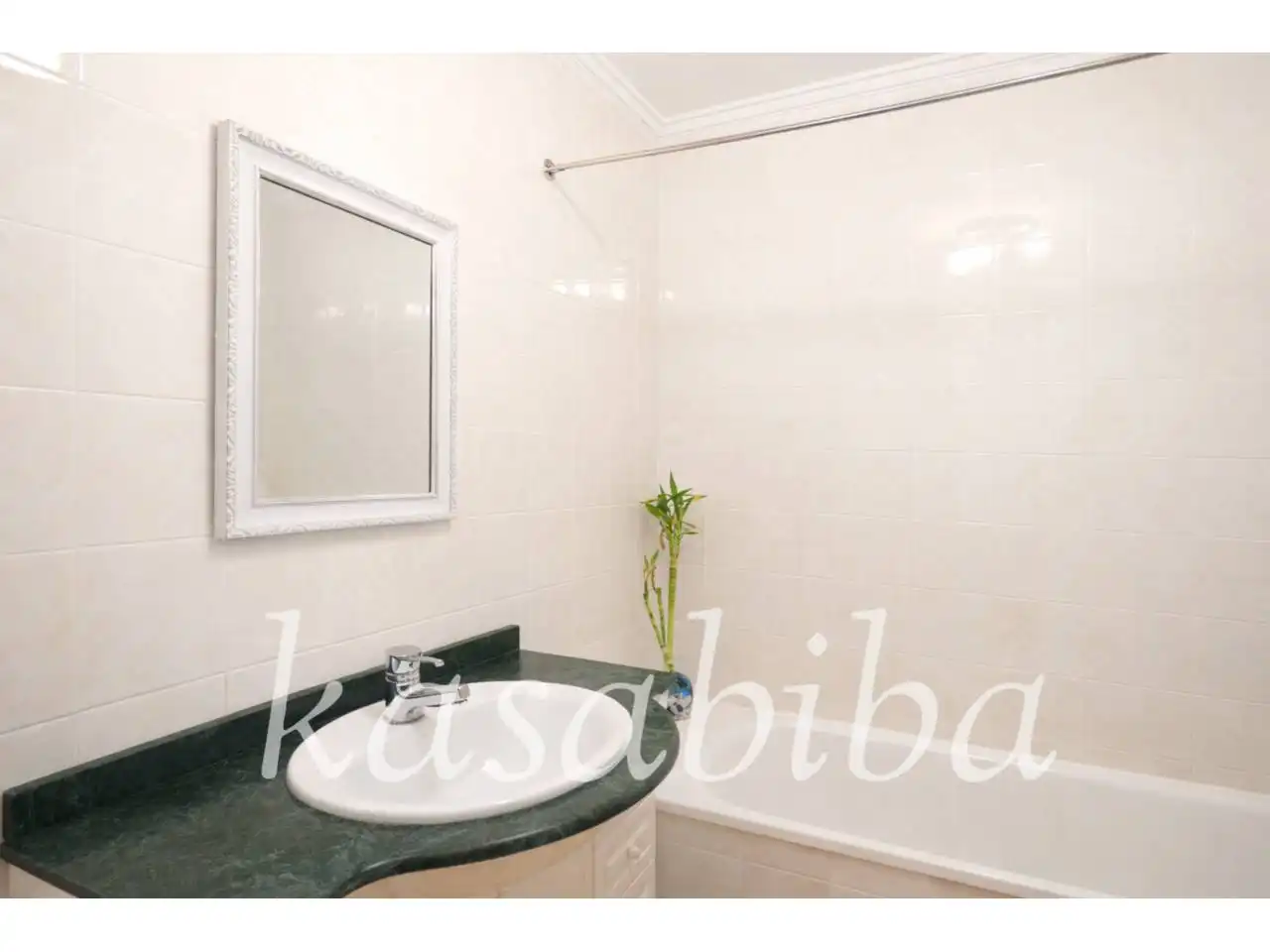 Baño de Casa adosada en venta en Tavernes de la Valldigna con Terraza y Piscina comunitaria