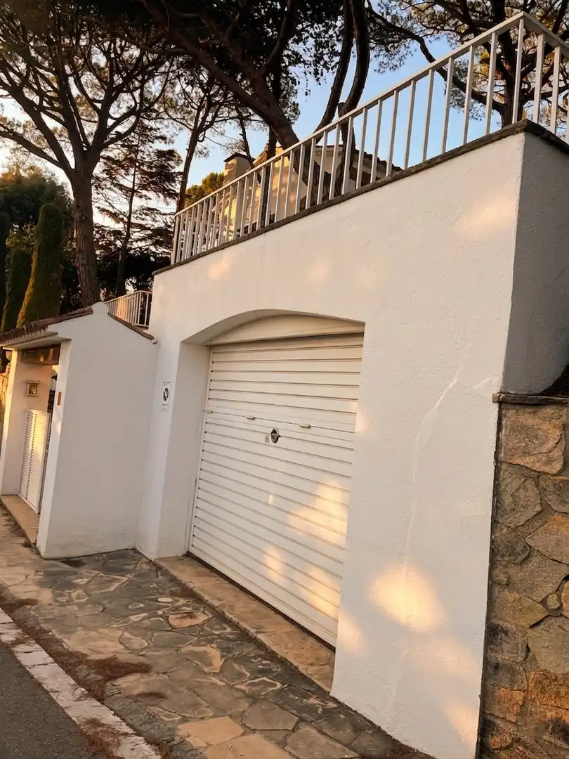 Casa o chalet en venta en Carrer Josep Maria Folch i Torres, Cabrils