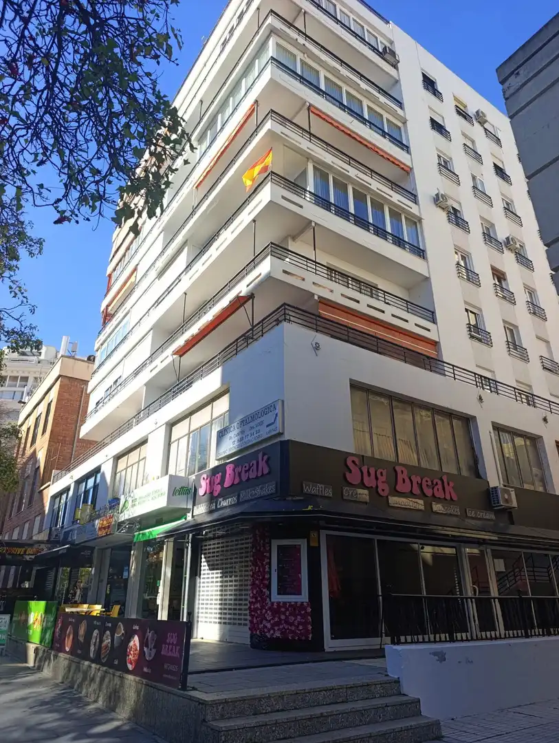 Apartamento con terraza en venta en Marbella Centro, imagen 3