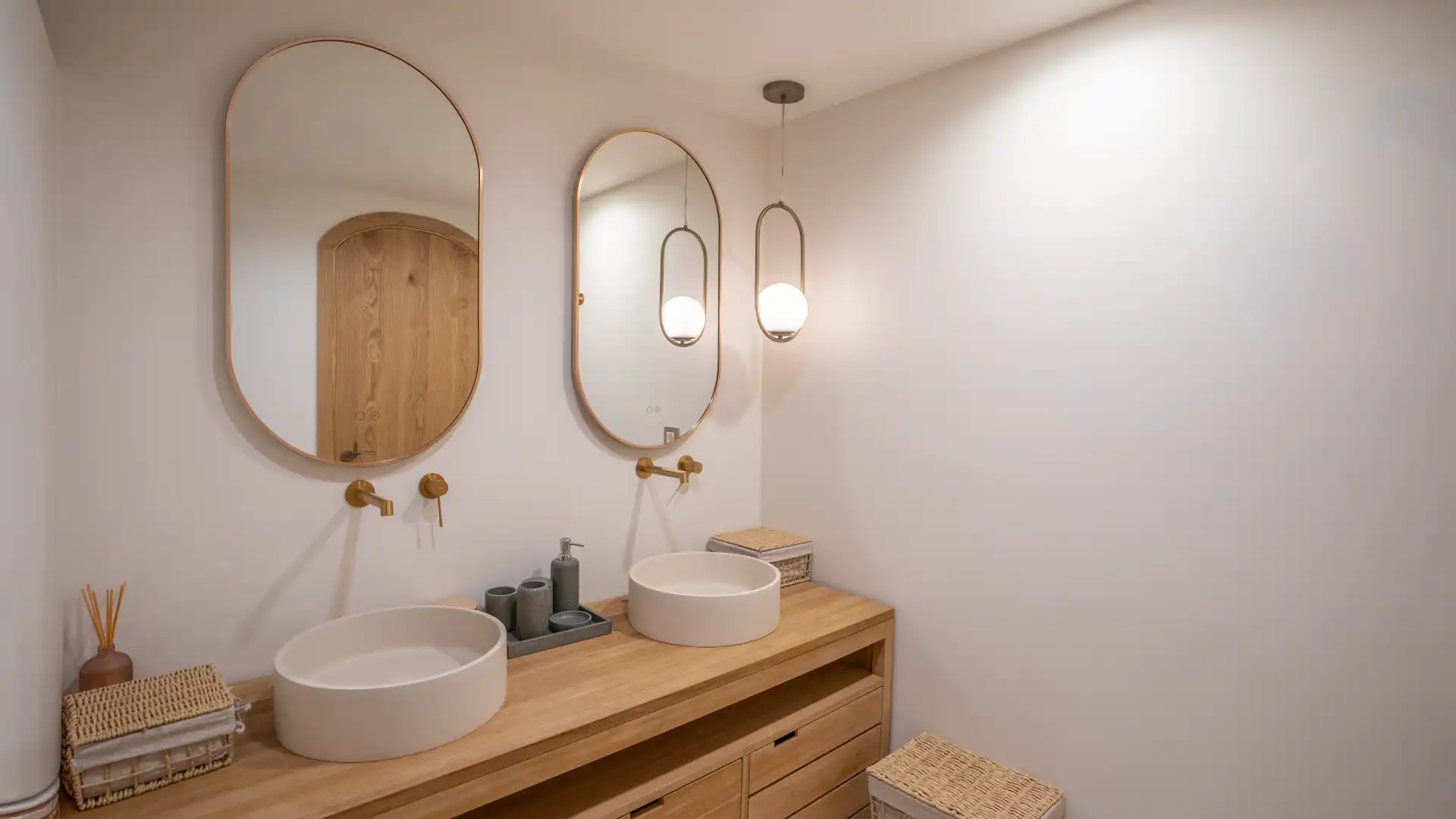 Badezimmer von Wohnungen zur Miete in Marbella mit Klimaanlage, Heizung und Terrasse