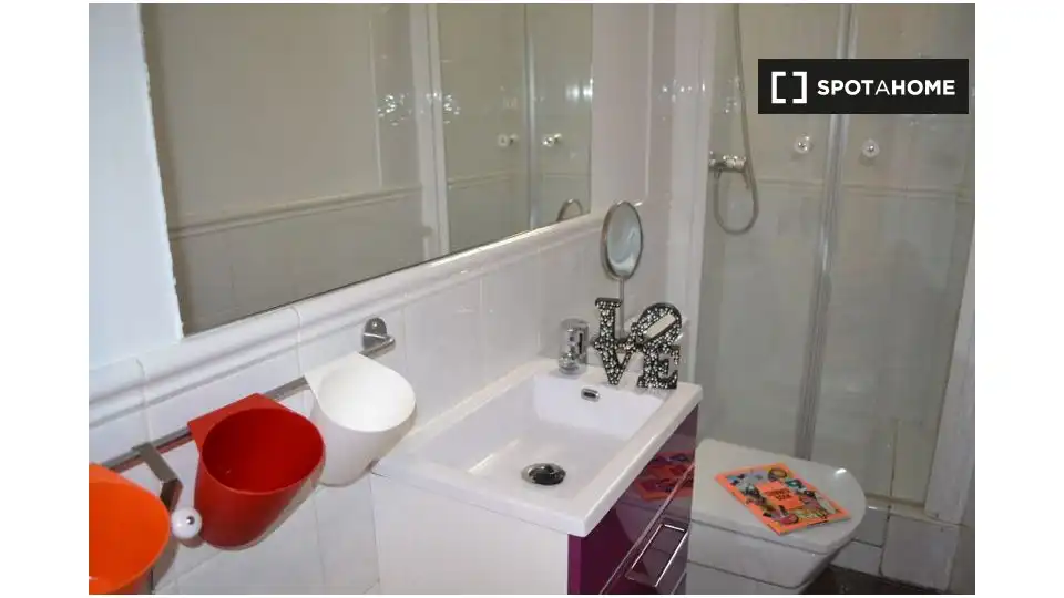 Room in Trafalgar