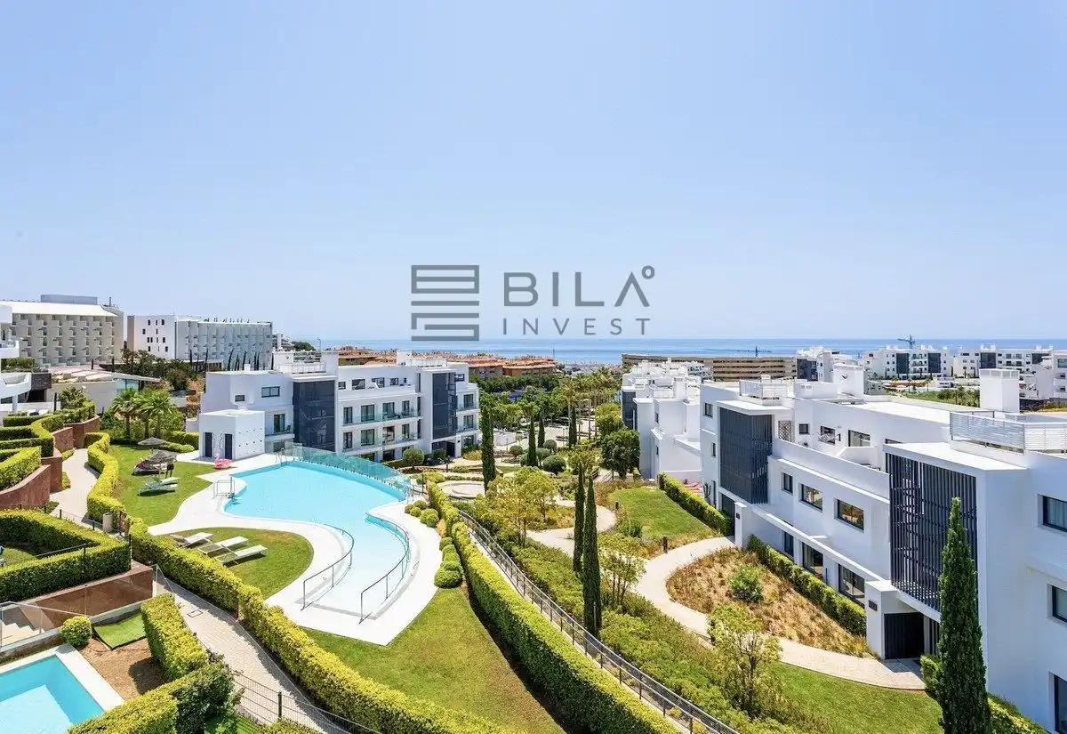 Vista exterior de Piso en venta en Fuengirola con Aire acondicionado, Terraza y Trastero