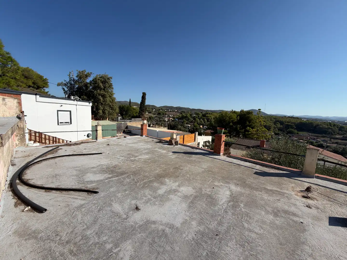 Finca rústica en venda en Vilanova i la Geltrú amb Jardí privat, Terrassa i Piscina
