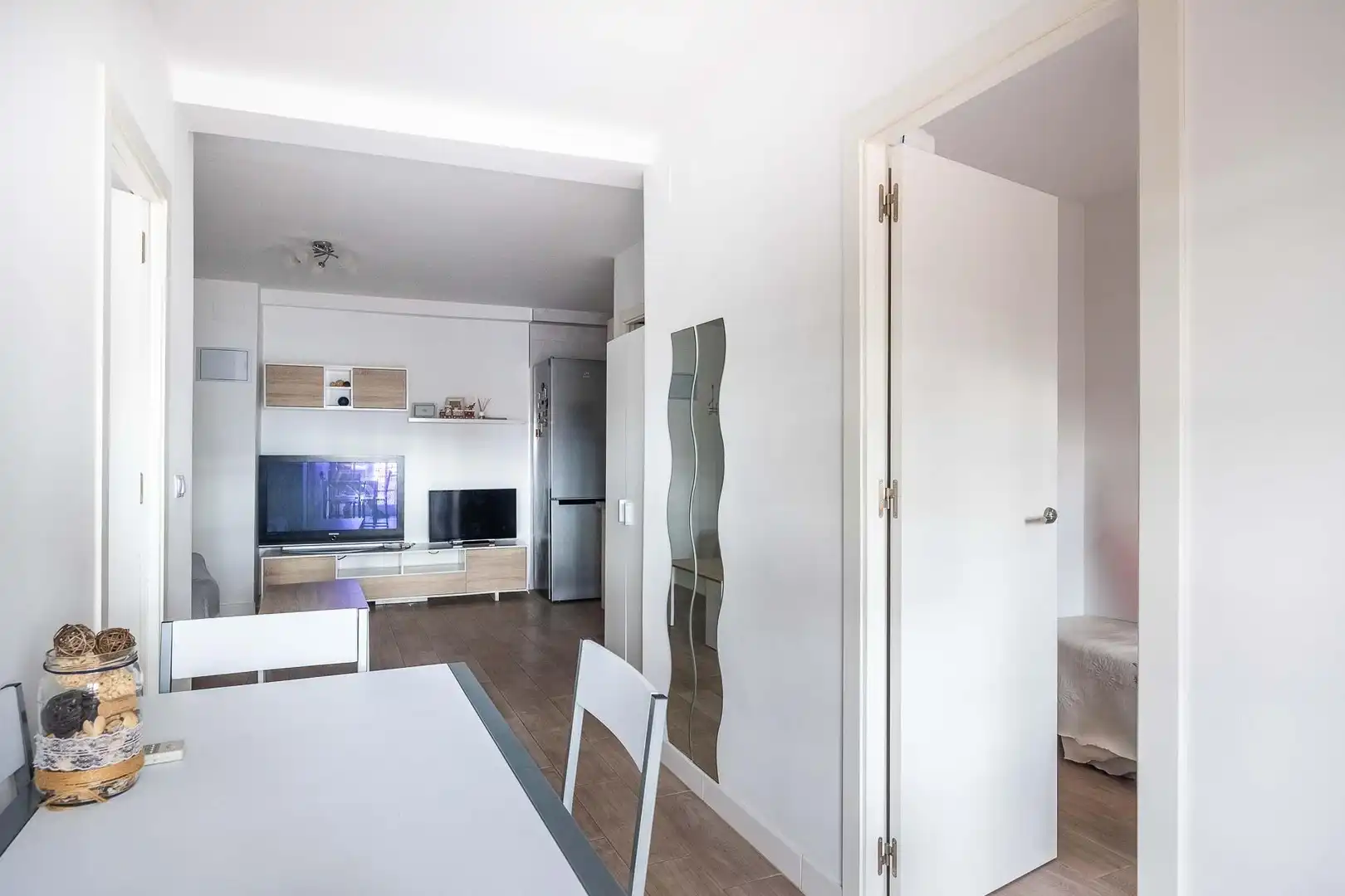 Flat for sale in Sevilla  with Air Conditioner, Terrace and Storage room