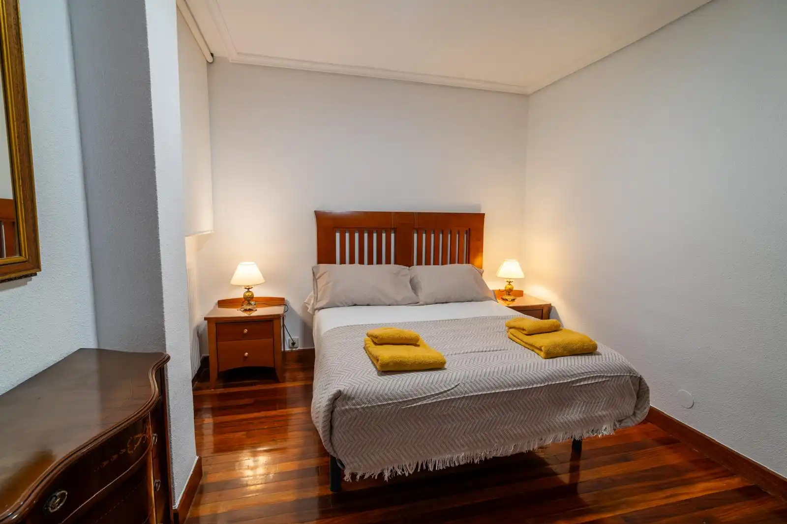 Schlafzimmer von Wohnung zur Miete in Santander mit Heizung, Möbliert und Ofen