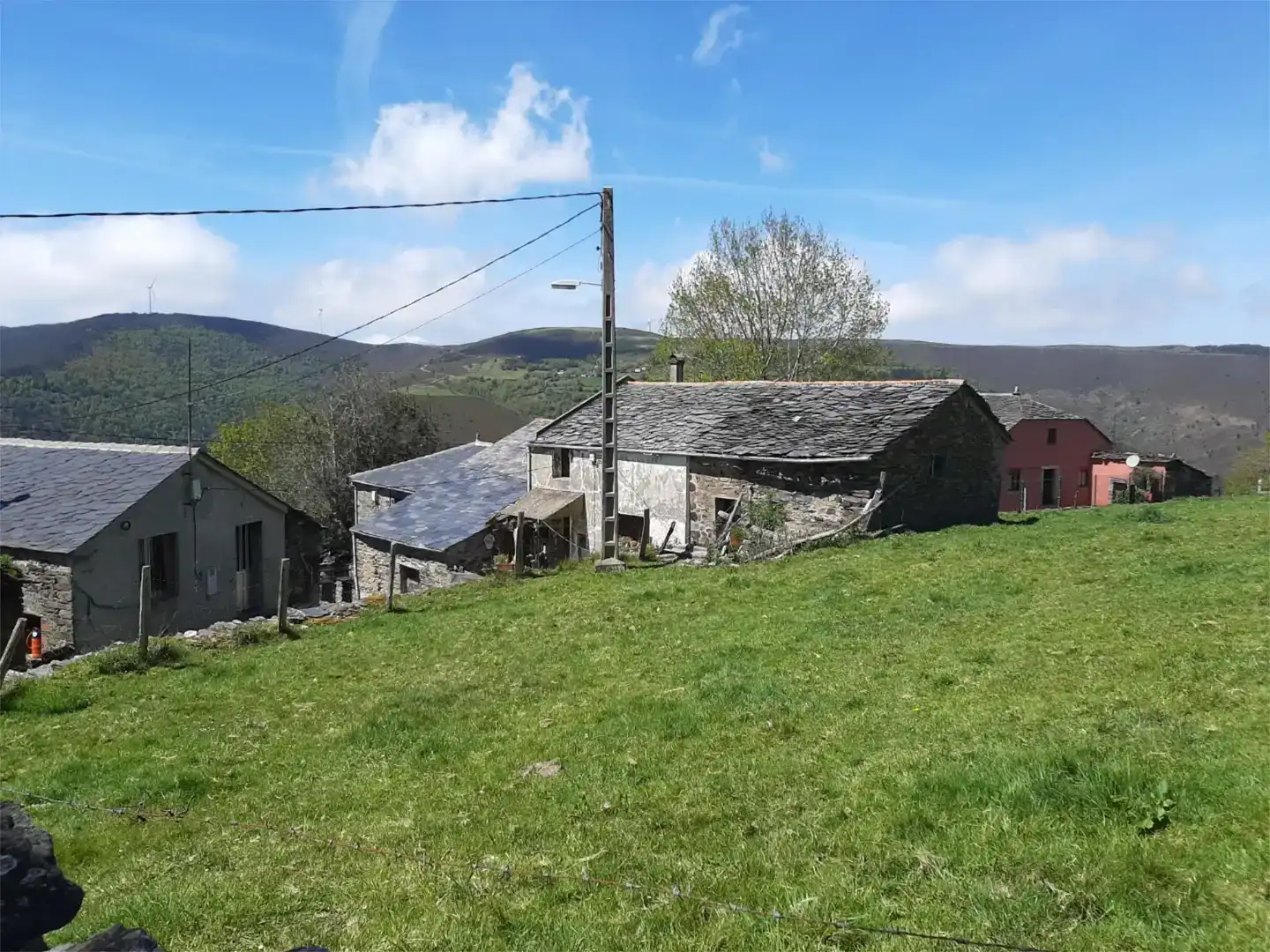 Vista exterior de Finca rústica en venda en Illano, Asturias