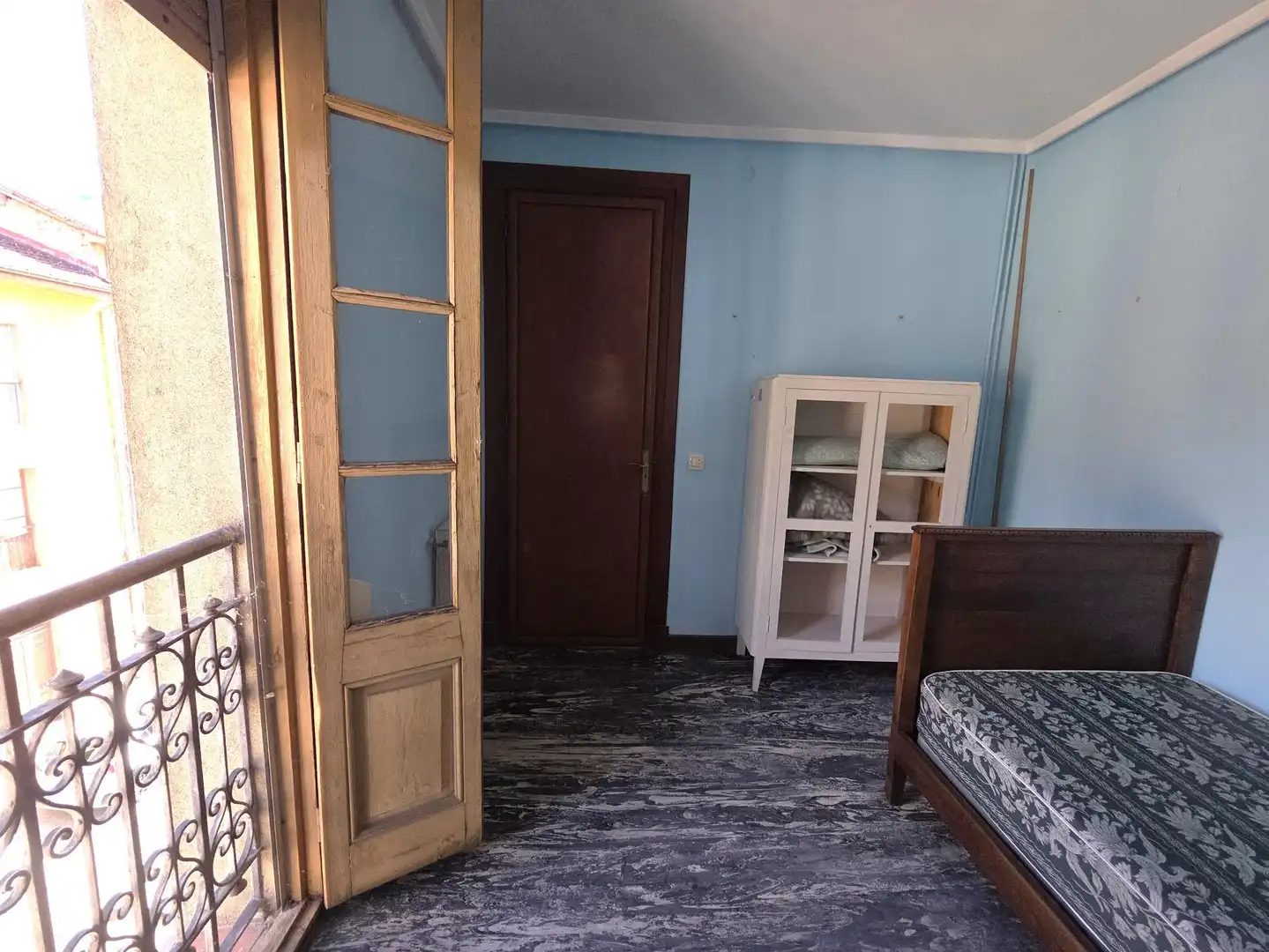 Habitación de Ático en venta en Teverga con Amueblado y Balcón