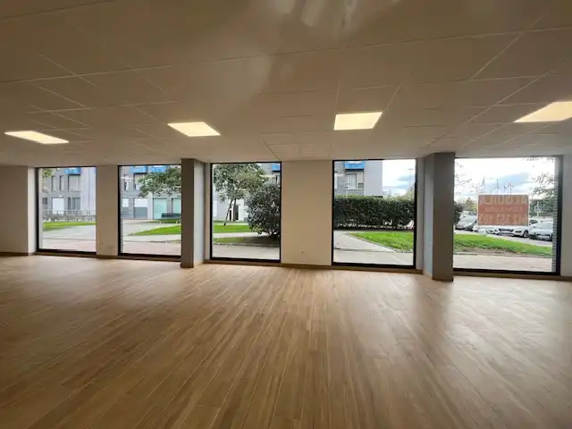 Commercial properties for rent in Santander