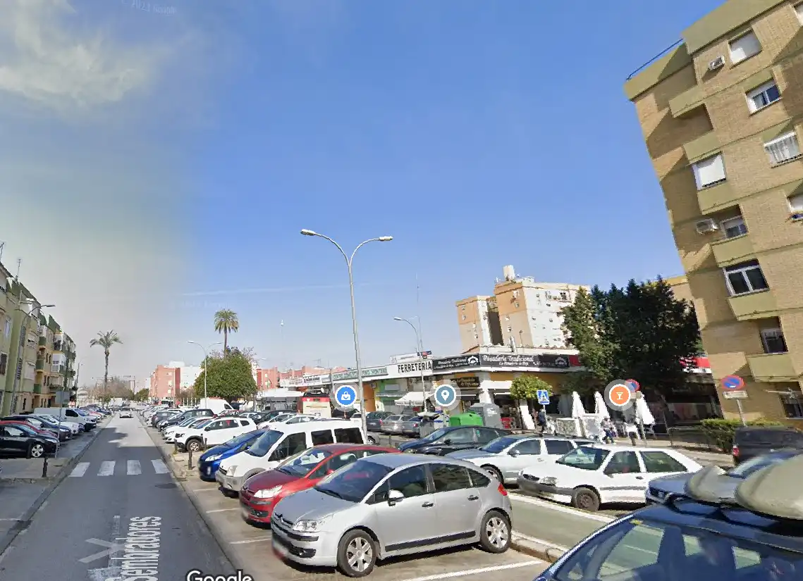 Flat for sale in Calle Lavanderas, Pino Montano - Consolación