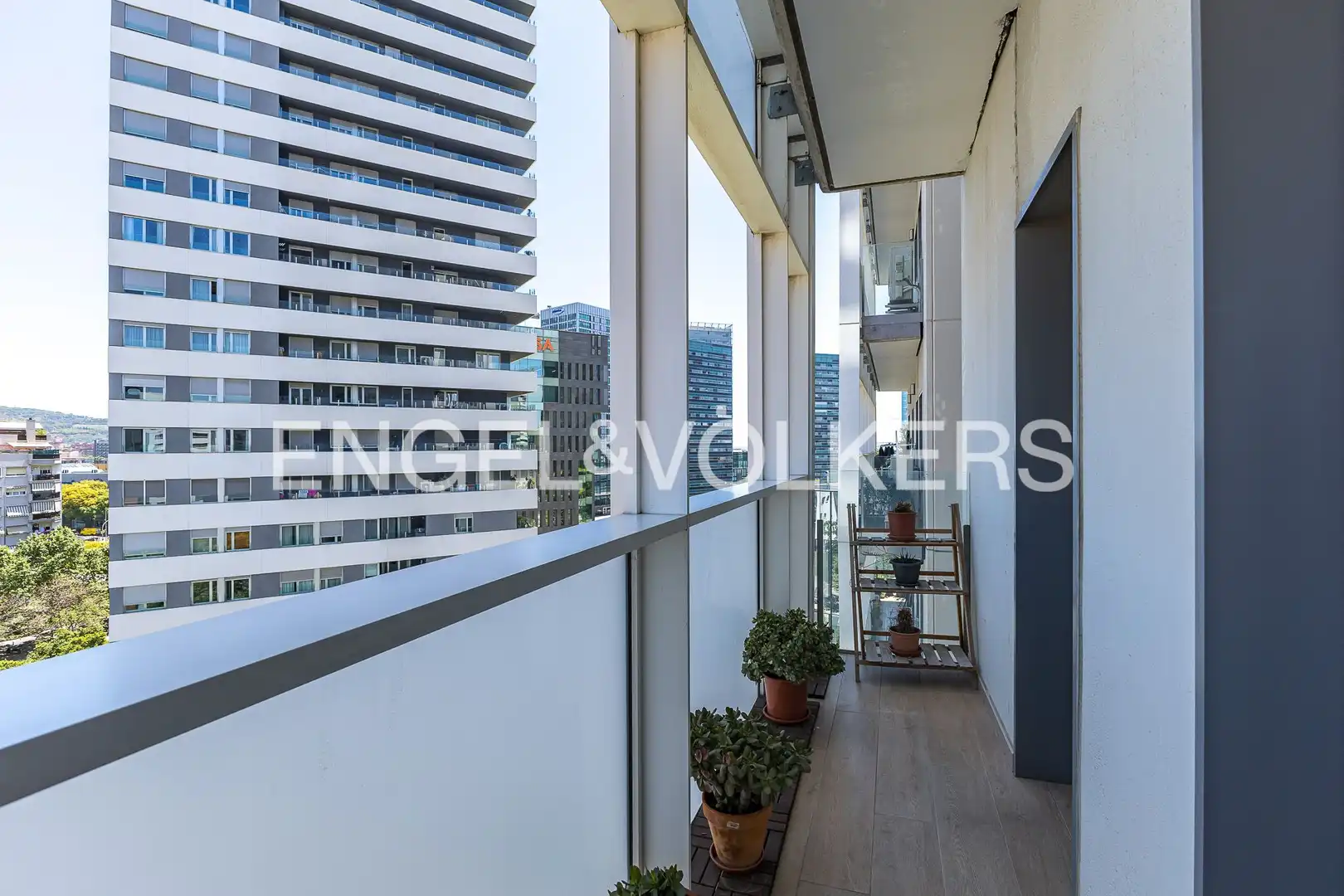 Balcony of Flat for sale in L'Hospitalet de Llobregat  with Air Conditioner, Heating and Parquet flooring