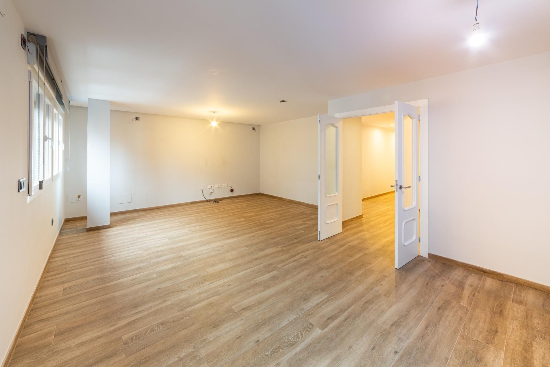 Piso en venta en Valladolid Capital con Calefacción y Terraza