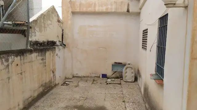 Inmuebles singulares con ascensor en venta en Avenida de Pescia 53, imagen 12