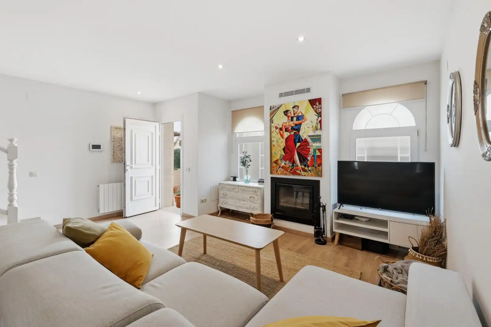 Living room of Houses for sale in La Pobla de Vallbona  with Air Conditioner, Heating and Private garden