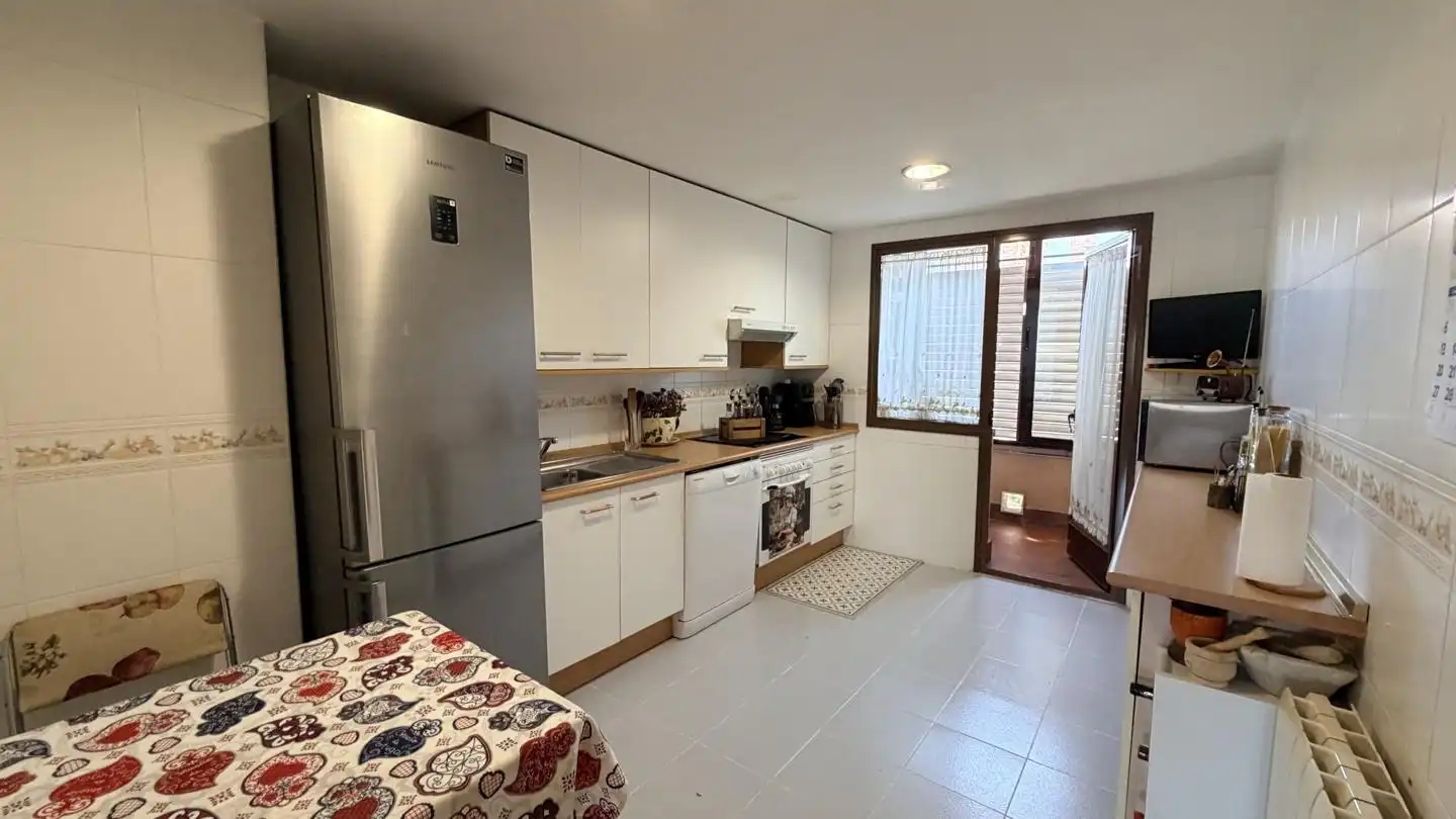 Cocina de Dúplex en venta en Madrid con Aire acondicionado, Calefacción y Parquet