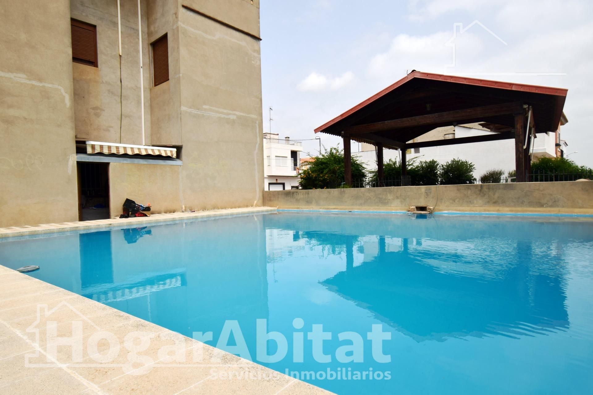 Piscina de Casa o xalet en venda en Benicull de Xúquer amb Aire condicionat, Calefacció i Jardí privat