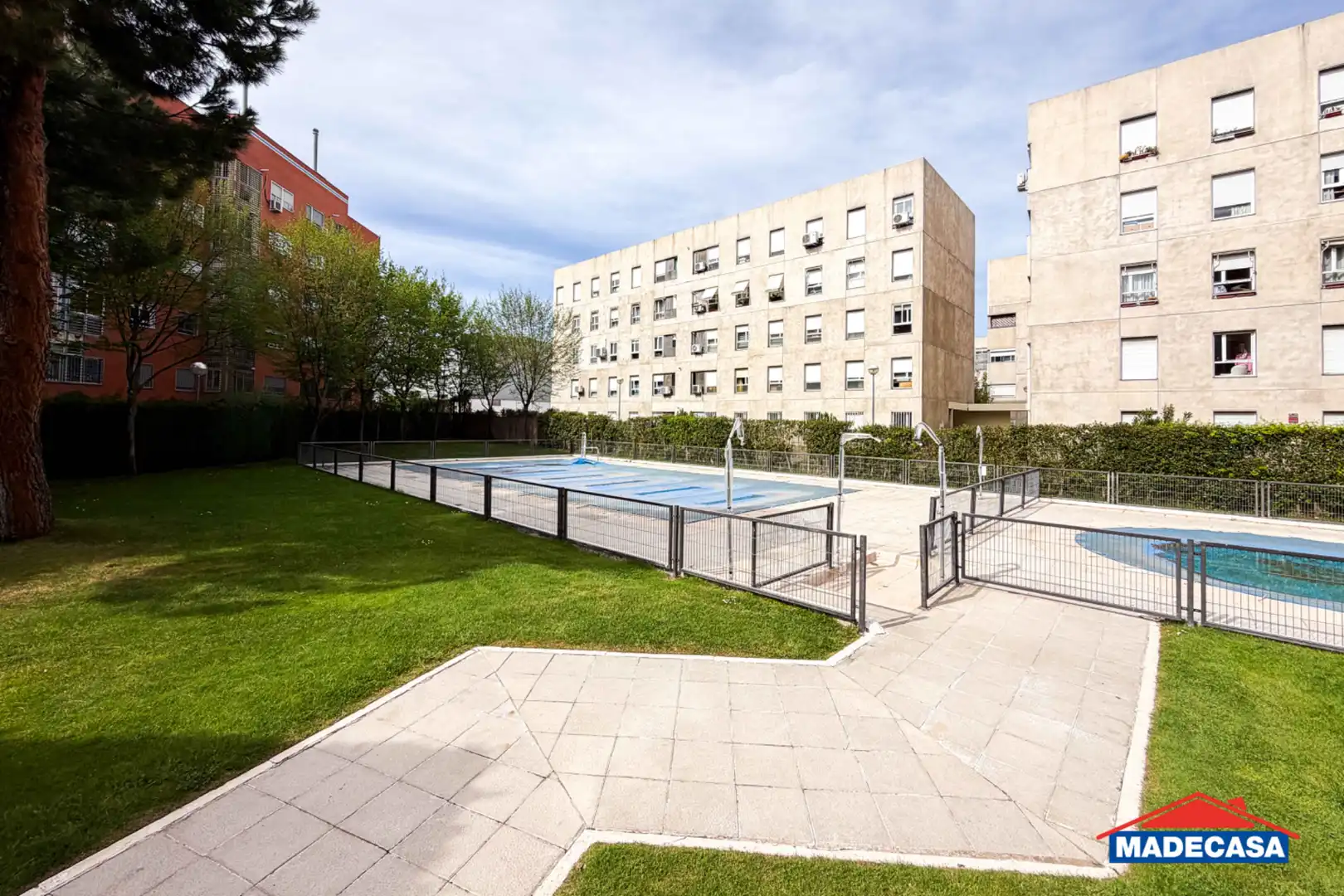 Piscina de Pis en venda en Alcobendas amb Aire condicionat, Calefacció i Terrassa