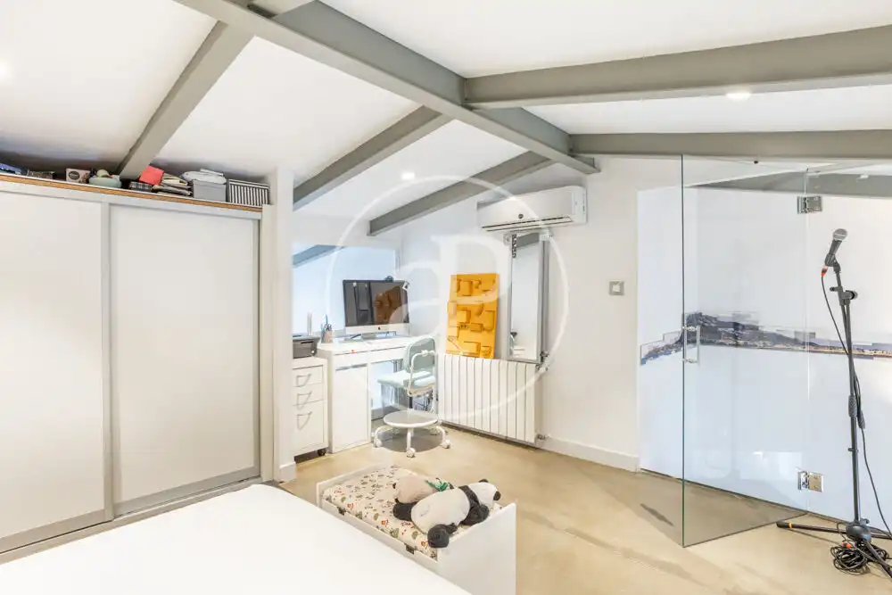 Habitación de Ático en venta en Valencia con Aire acondicionado, Calefacción y Terraza