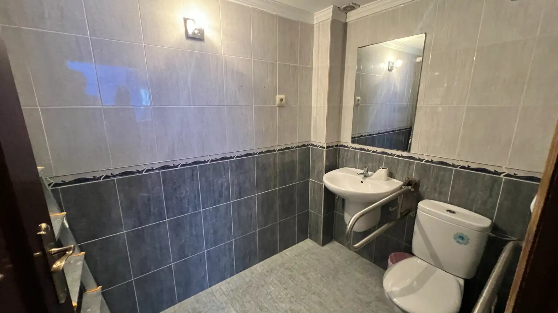 Bathroom of Commercial properties for rent in Torrox  with Air Conditioner and Furnished