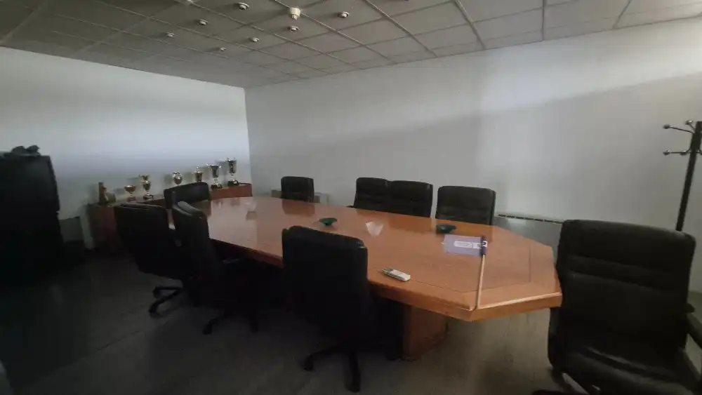 Fabrikhallen zur Miete in Cerdanyola del Vallès mit Heizung und Alarm