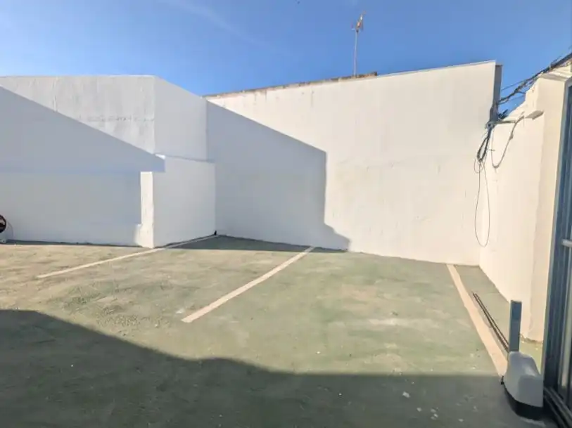 Vista exterior de Garaje de alquiler en La Línea de la Concepción