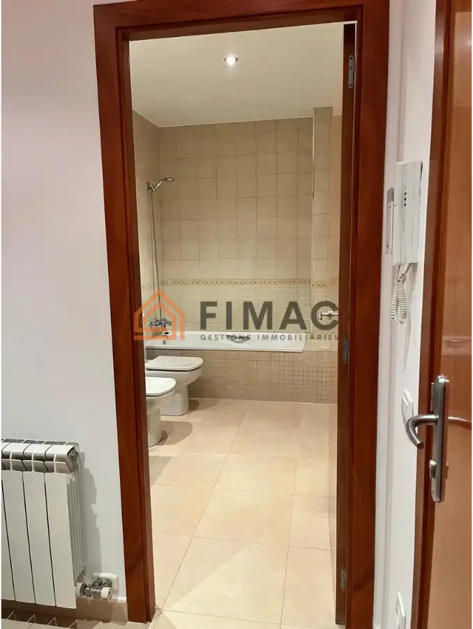Baño de Piso en venta en Sant Hipòlit de Voltregà con Calefacción