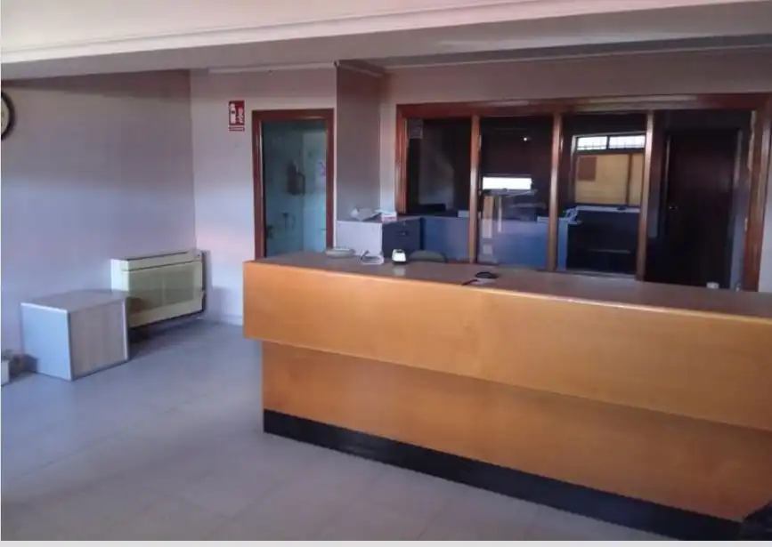 Local comercial en venta en Casas del Castañar, imagen 2