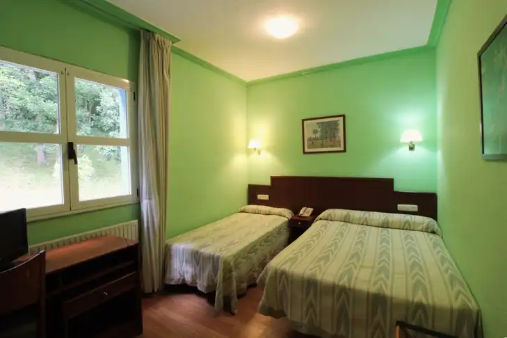 Dormitori de Edifici en venda en Cangas de Onís amb Piscina comunitària