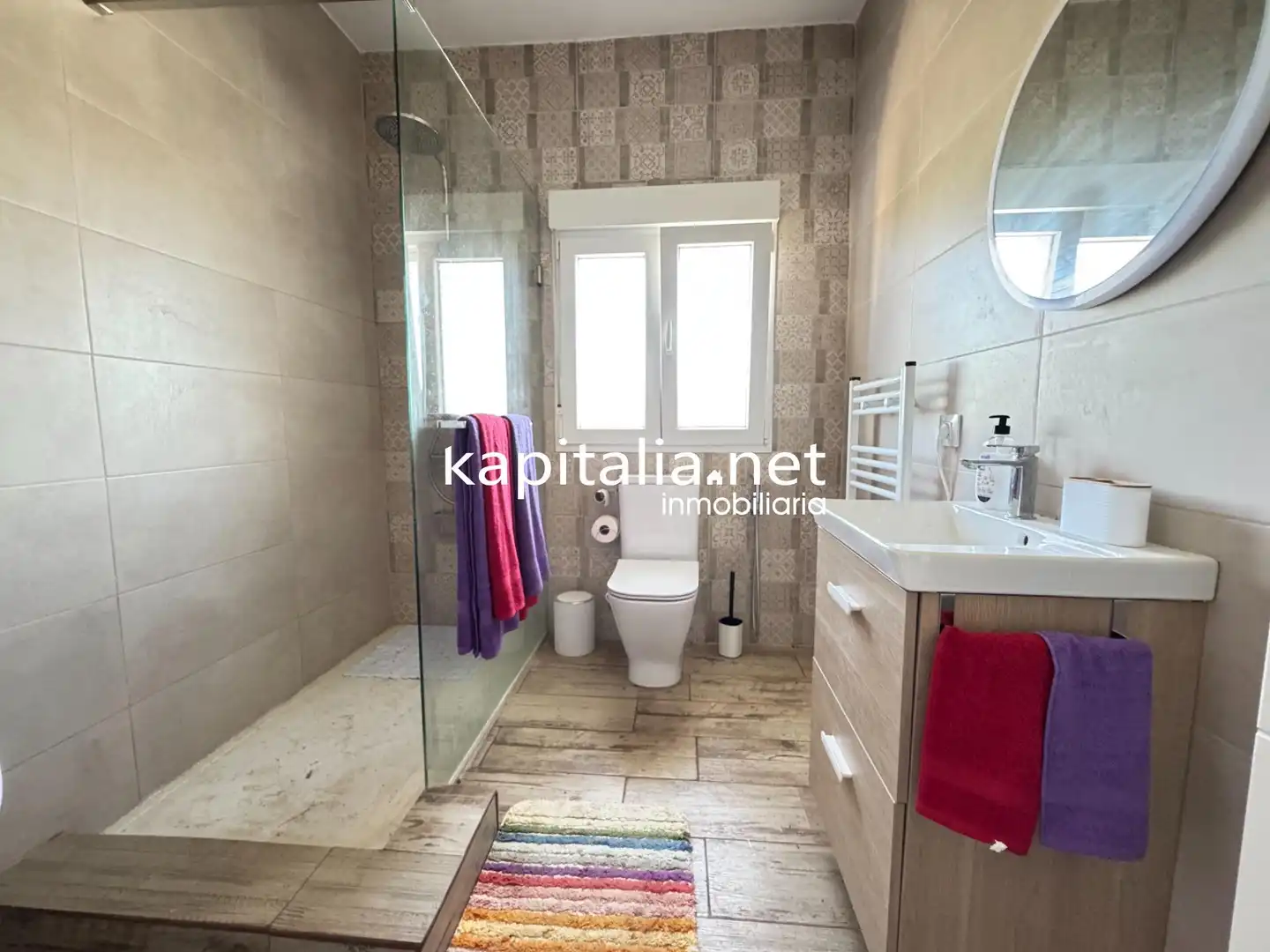 Baño de Apartamento de alquiler en Ontinyent con Aire acondicionado, Calefacción y Piscina
