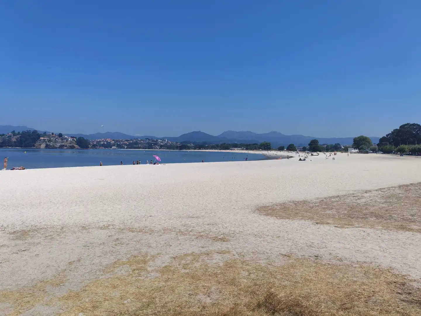 Vista exterior de Pis en venda en Baiona amb Calefacció, Traster i Balcó