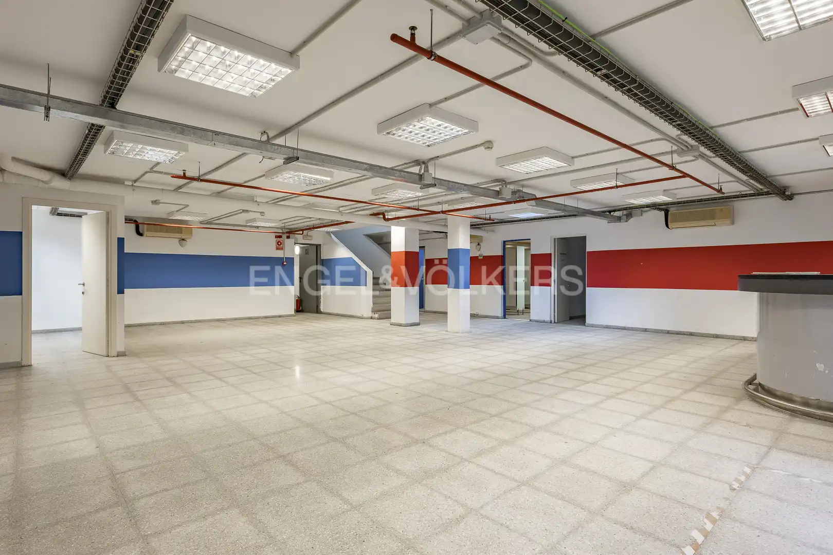 Office space with lift to rent in Zona Industrial, imagen 62