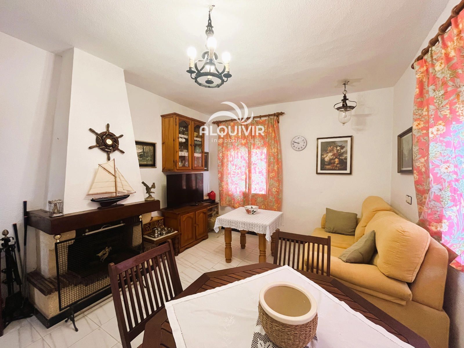 Sala d'estar de Casa o xalet en venda en Almonte amb Terrassa, Traster i Moblat