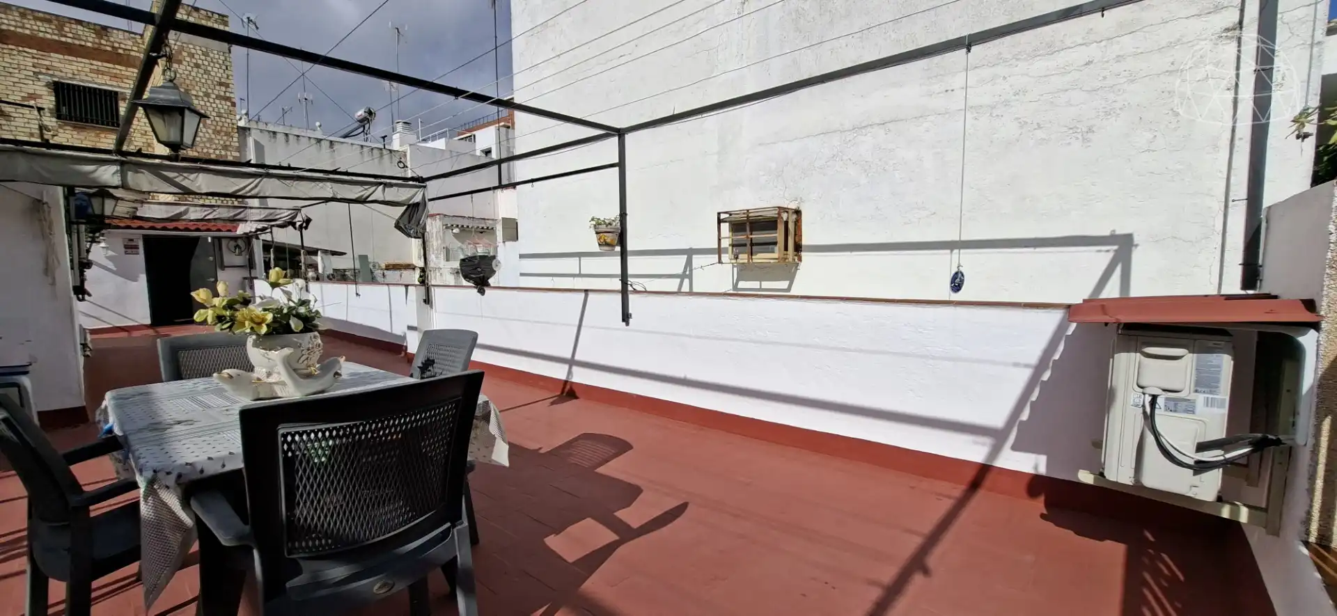 Terrasse von Haus oder Chalet zum Verkauf in Sevilla mit Klimaanlage, Terrasse und Möbliert