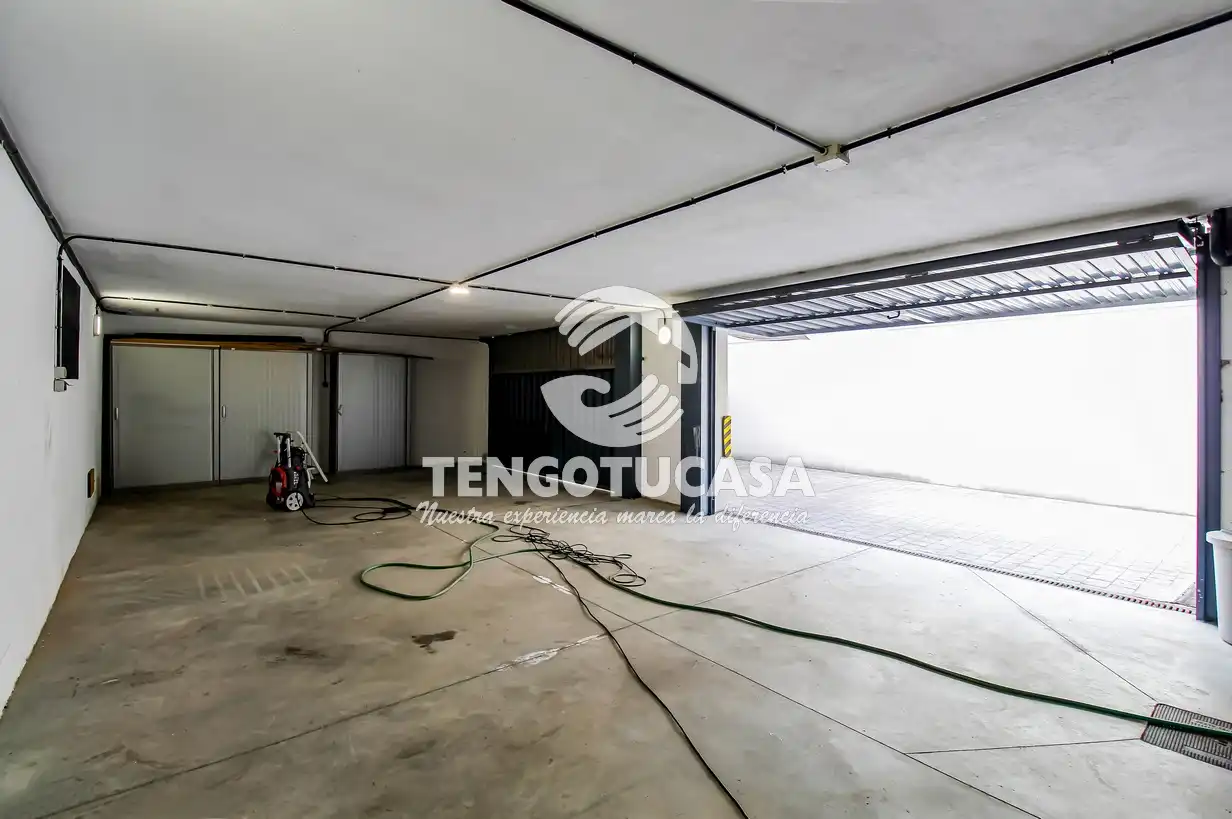 Detached homes for rent in Madrid  with Air Conditioner, Heating and Private garden