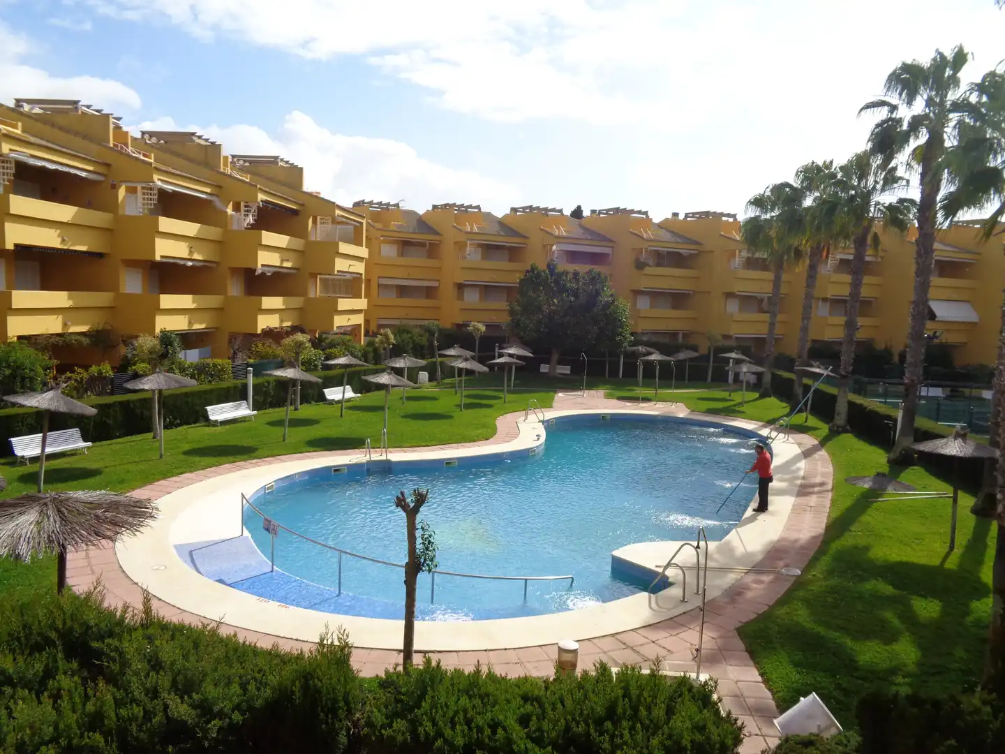 Piscina de Ático en venta en Islantilla con Aire acondicionado, Calefacción y Terraza