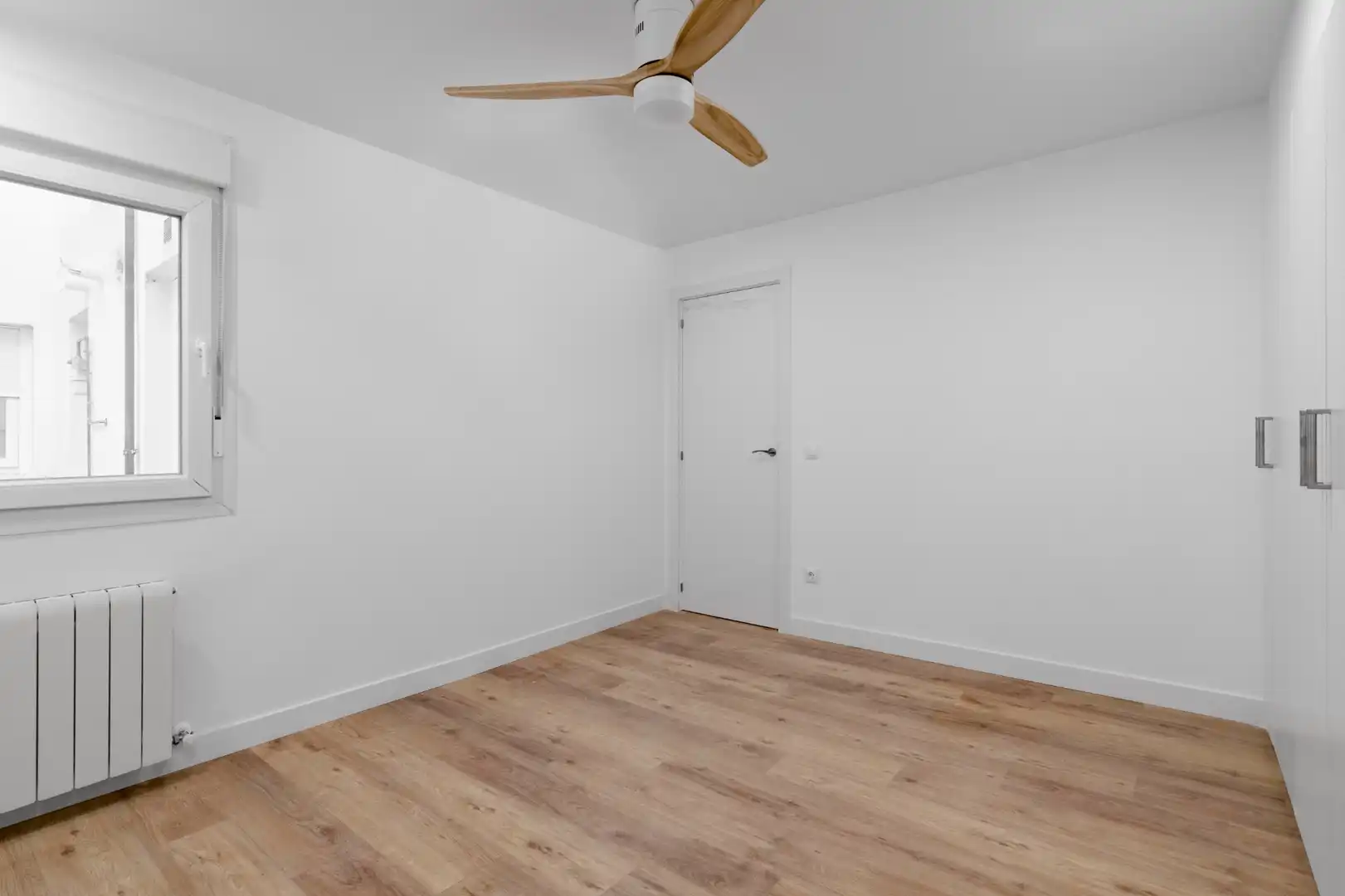 Habitación de Piso en venta en Madrid con Terraza