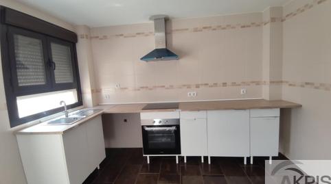 Photo 2 of Single-family semi-detached for sale in Escuelas, Turleque, Toledo