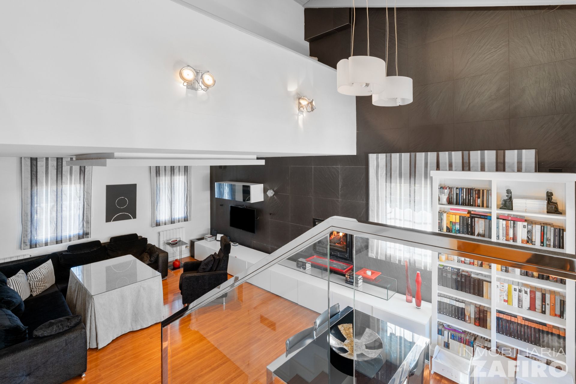 Sala de estar de Casa o chalet en venta en Cúllar Vega con Calefacción, Jardín privado y Parquet