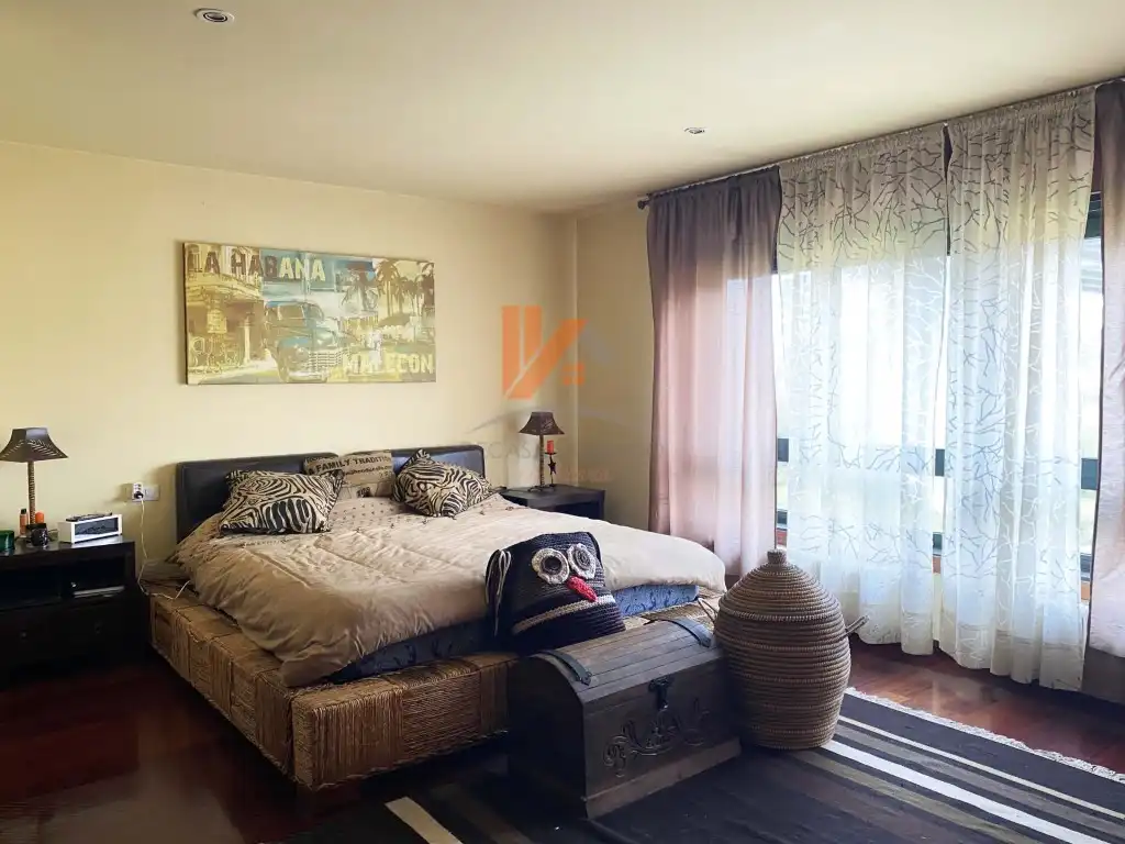 Habitación de Casa o chalet en venta en Santiago de Compostela 