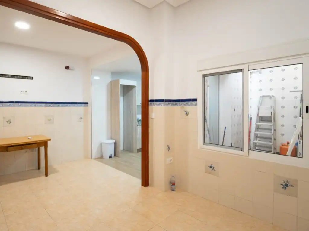 Baño de Planta baja en venta en La Pobla de Vallbona con Aire acondicionado, Calefacción y Terraza